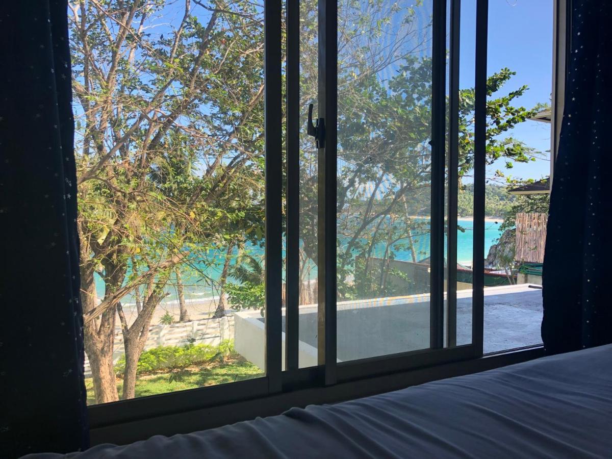 Amami Beachfront Villa With Private Beach ปูแอร์โตกาเลรา ภายนอก รูปภาพ