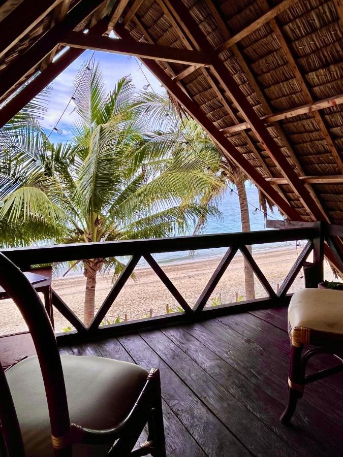 Amami Beachfront Villa With Private Beach ปูแอร์โตกาเลรา ภายนอก รูปภาพ