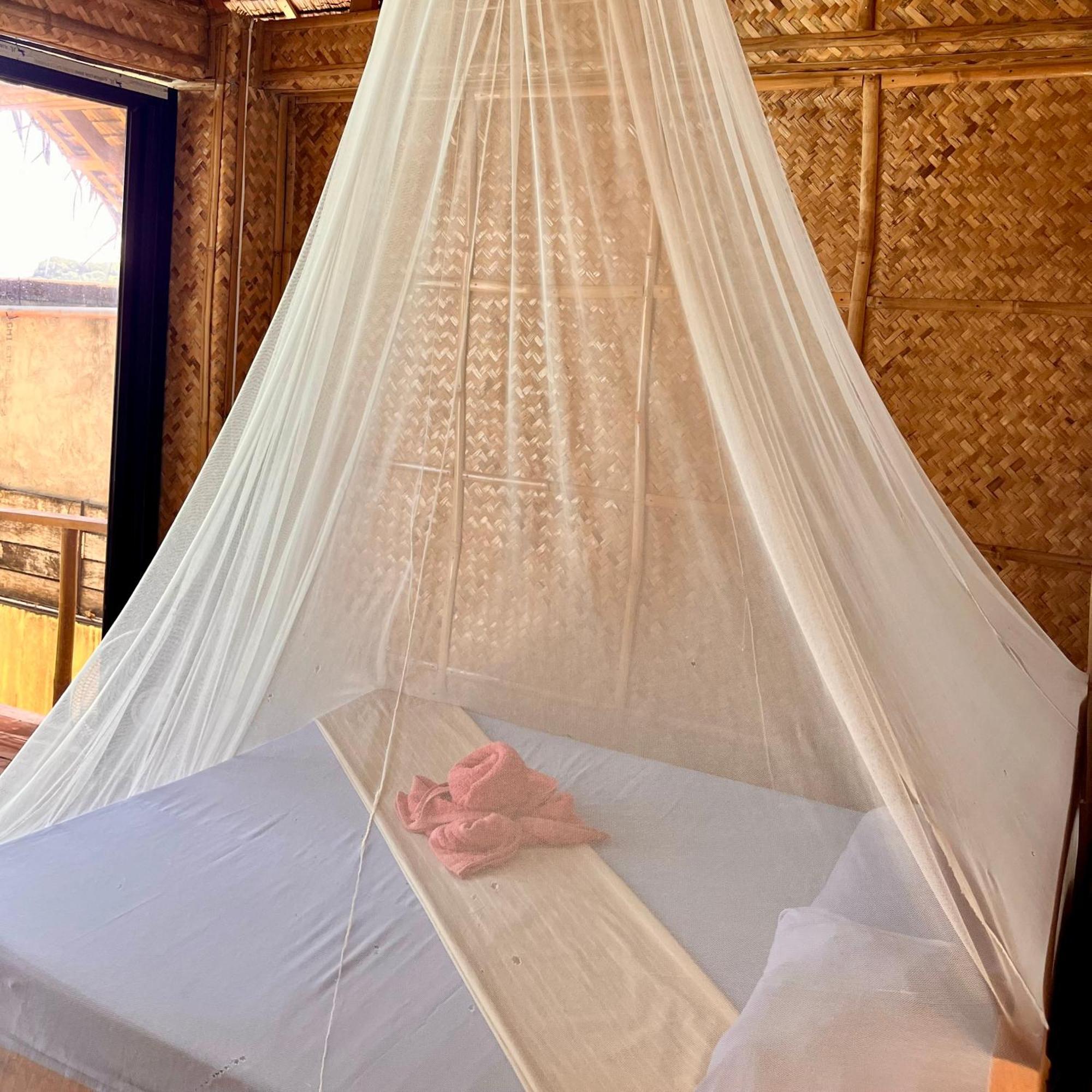 Amami Beachfront Villa With Private Beach ปูแอร์โตกาเลรา ภายนอก รูปภาพ